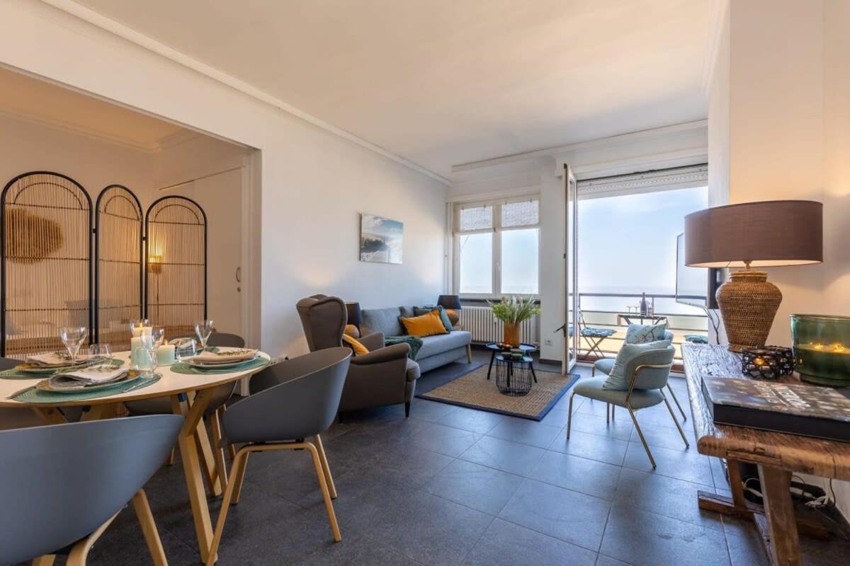 Huswell - Beautiful Spacious Studio With Frontal Sea View Knokke-Heist Exterior foto