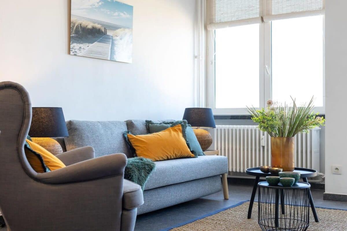 Huswell - Beautiful Spacious Studio With Frontal Sea View Knokke-Heist Exterior foto